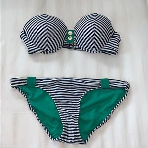 Striped bikini set